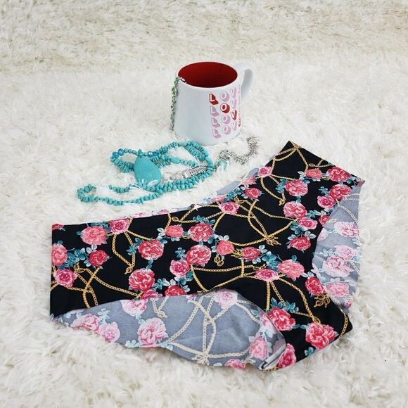 NWT Victoria's Secret Multicolor No show Floral HIPHUGGER LARGE - Picture 1 of 4